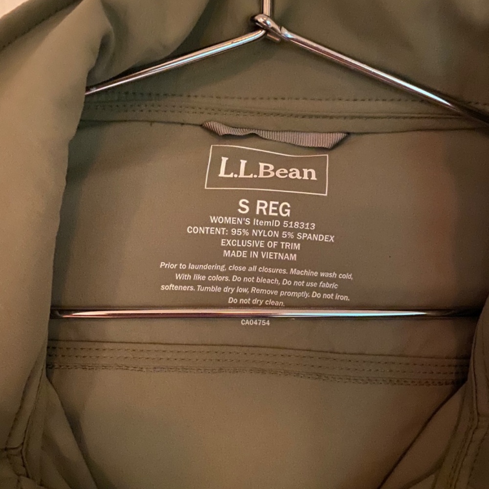 LL Bean Rain Jacket - Picture 3 of 4